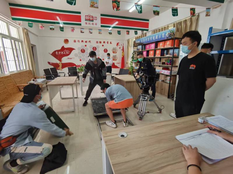 锦江区广告片拍摄公司：极简主义践行者，少即是多的视觉哲学