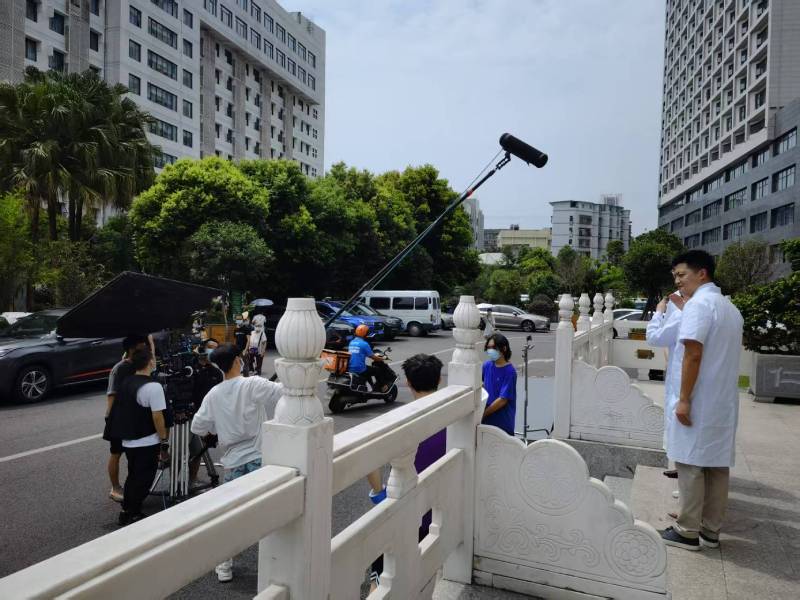 锦江区广告片拍摄公司低成本实现高规格制作的诀窍